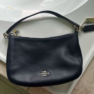 Coach leather shoulder bag